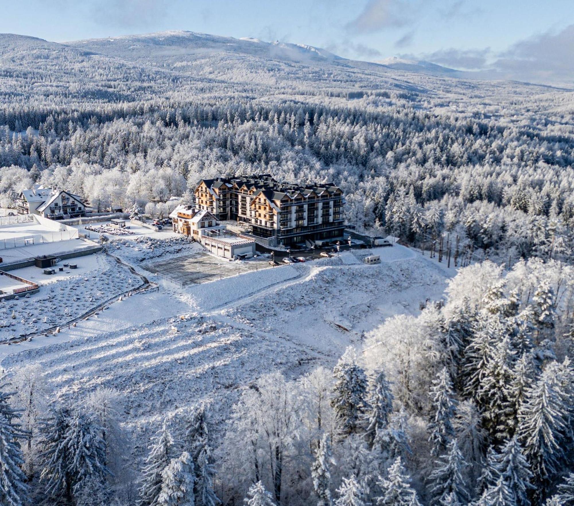 Kazalnica Family&Conference Resort W Sosnowce Kolo Karpacza Sosnowka  Exterior photo